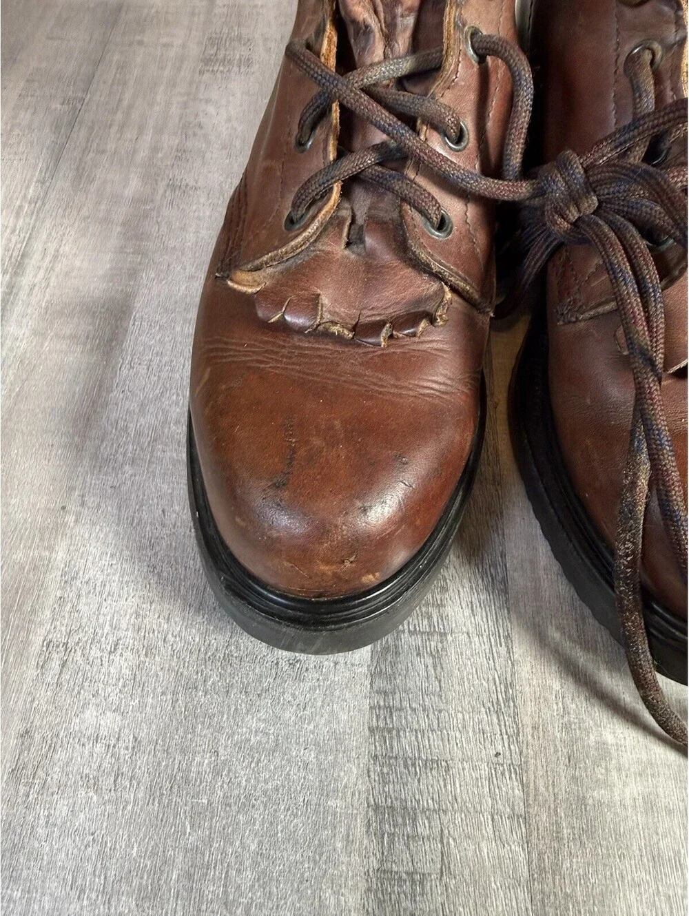 Vintage Red Wings Leather Work Boot Safety Toe Super Sole OR Kiltie Men’s 7.5